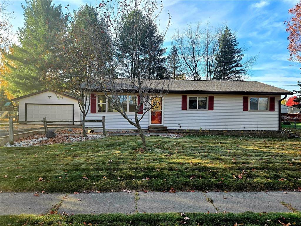 240 E Jackson AVE, Fall Creek, WI 54742