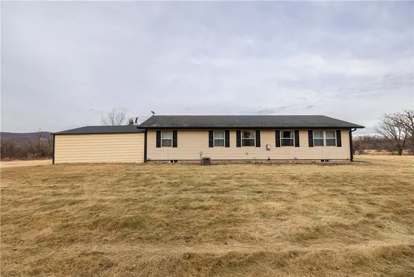 Alma, WI 54610,S1153 State highway 37