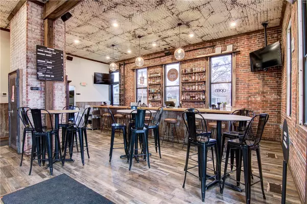 Eau Claire, WI 54703,1004 Menomonie ST