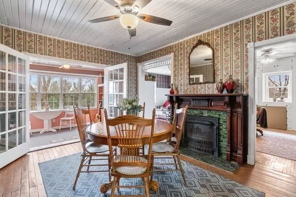 Eau Claire, WI 54703,1410 Prairie LN