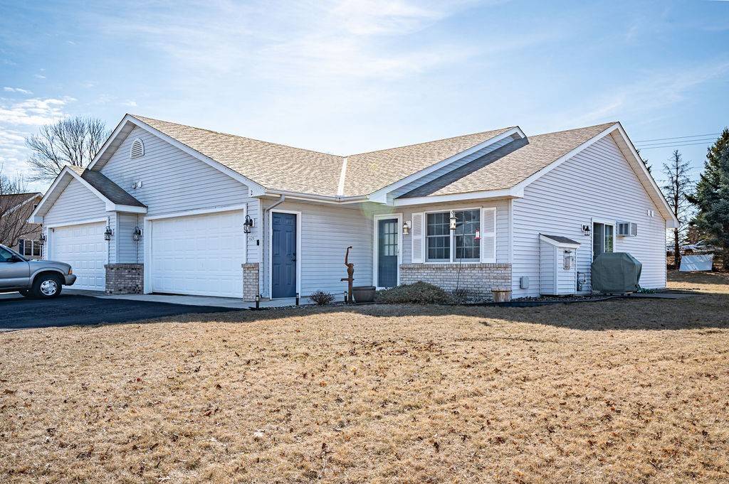 New Richmond, WI 54017,620 Circle Pine DR