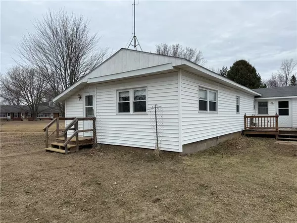 Ridgeland, WI 54751,325 Scranton St