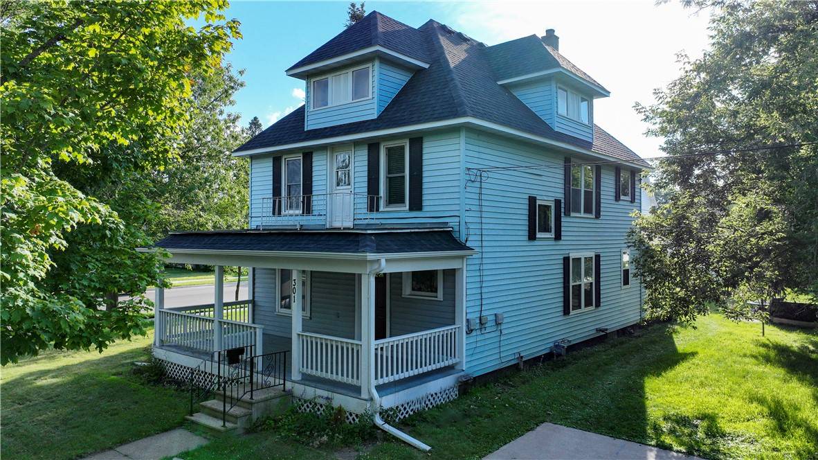 301 N Summit ST, Spooner, WI 54801
