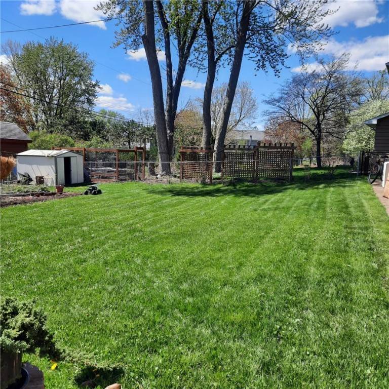 Eau Claire, WI 54701,1637 Skeels AVE