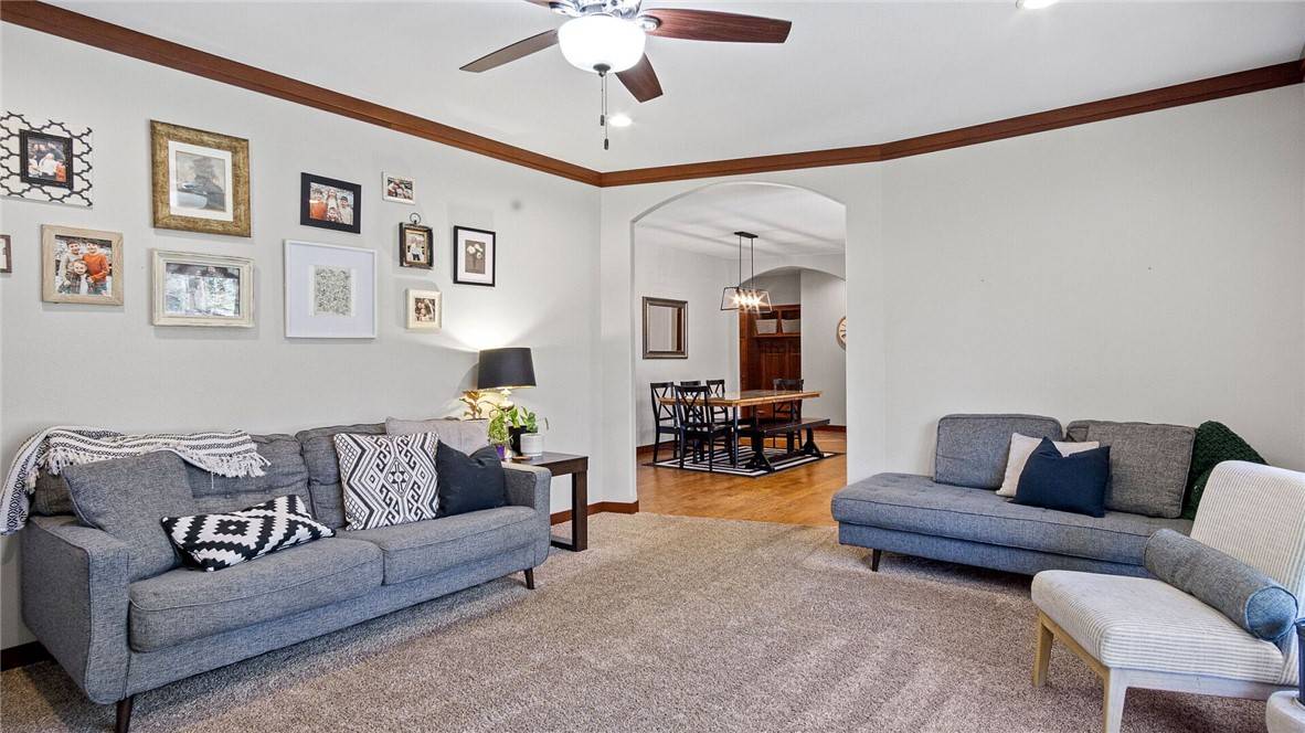Eau Claire, WI 54701,129 Grey Friar LN