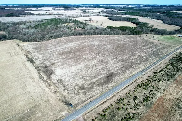 N48025 County Road B, Osseo, WI 54758