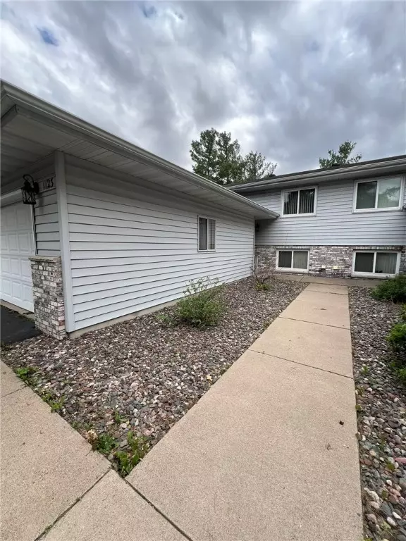 Altoona, WI 54720,1123 Glades DR