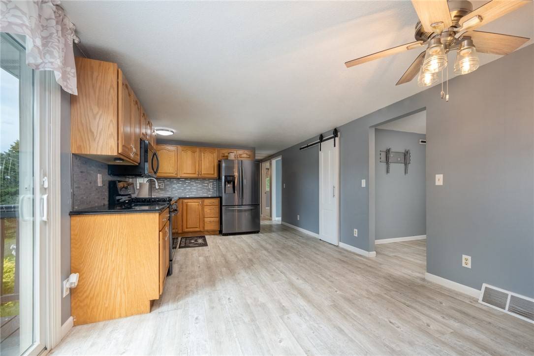 Cumberland, WI 54829,176 250th AVE