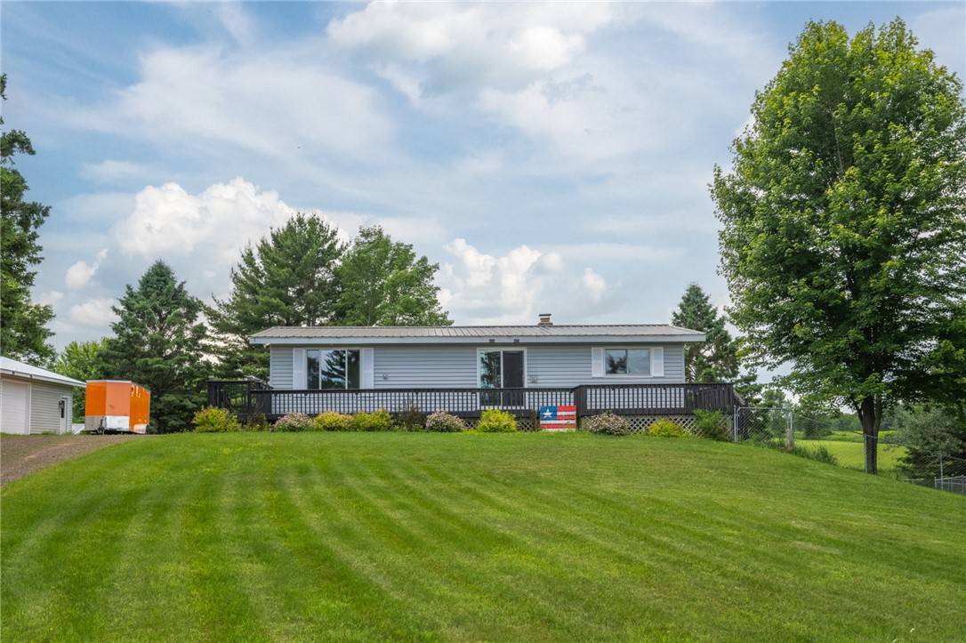 176 250th AVE, Cumberland, WI 54829