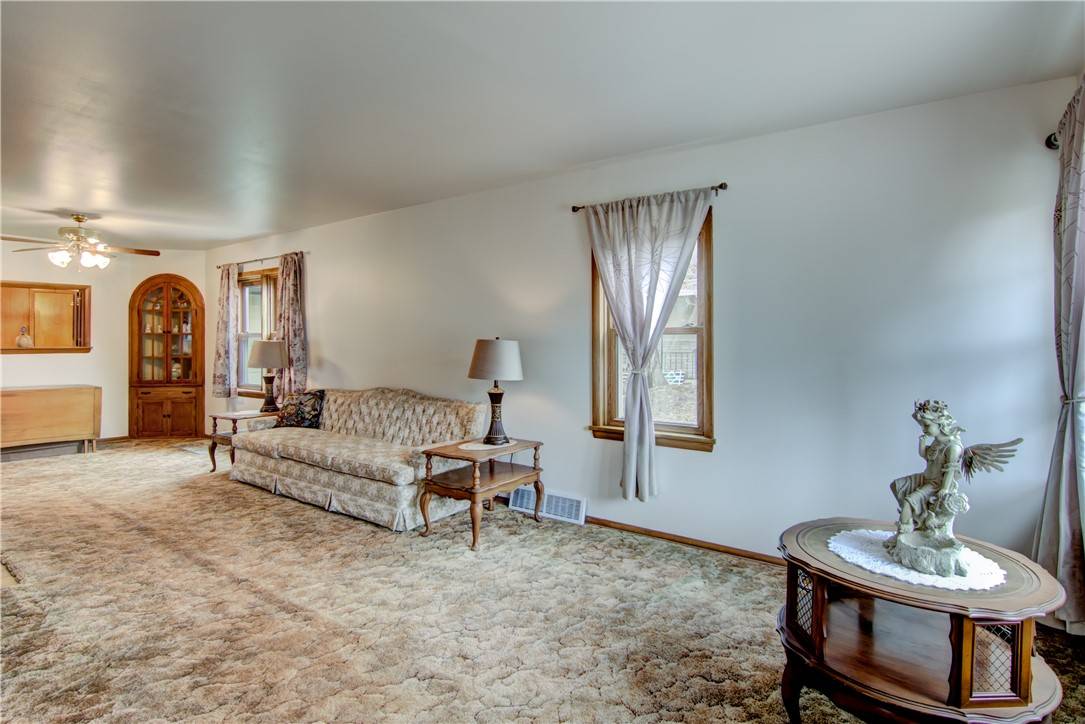 Chippewa Falls, WI 54729,12 N Rural ST