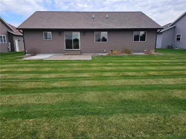 Eau Claire, WI 54703,1996 Tucker TRL