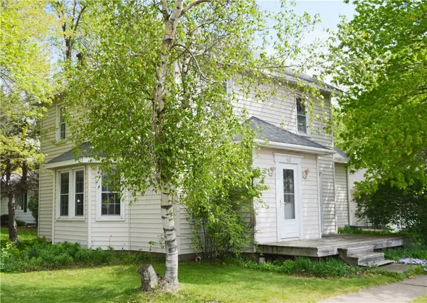 Chetek, WI 54728,422 MOORE ST
