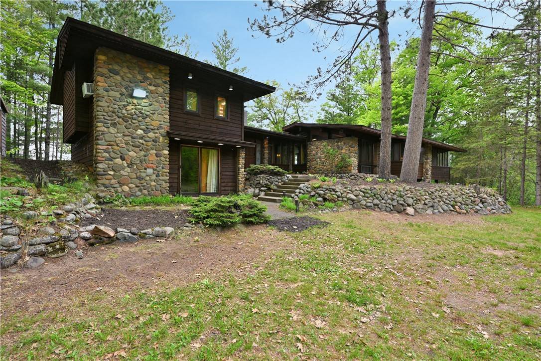 N 5575 Schultz LN, Stone Lake, WI 54876