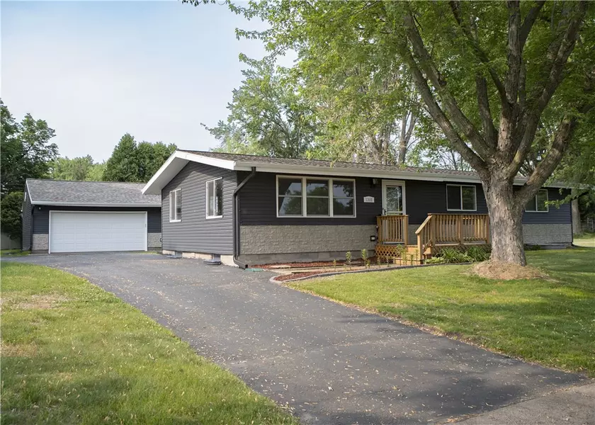 1305 Miles ST, Chippewa Falls, WI 54729