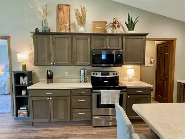 Menomonie, WI 54751,4010 Nicholas DR