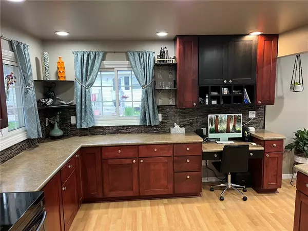 Eau Claire, WI 54703,3158 Leslie LN