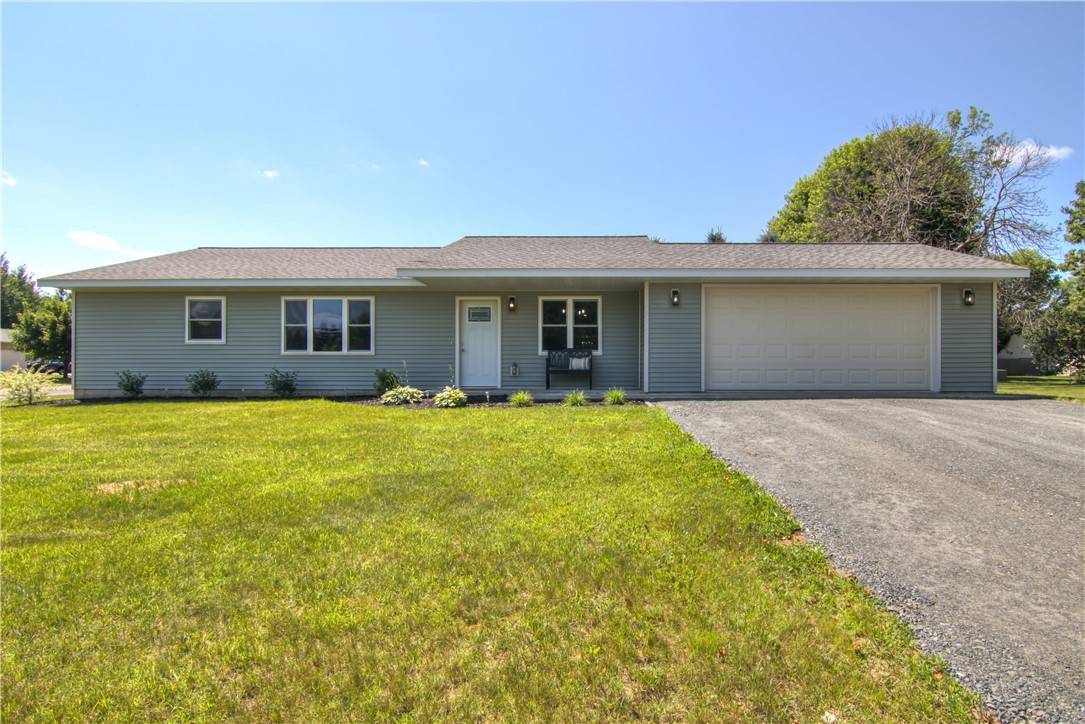 2100 W 26th AVE, Bloomer, WI 54724