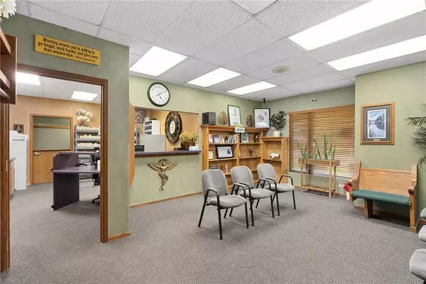Eau Claire, WI 54701,824 S Hastings WAY