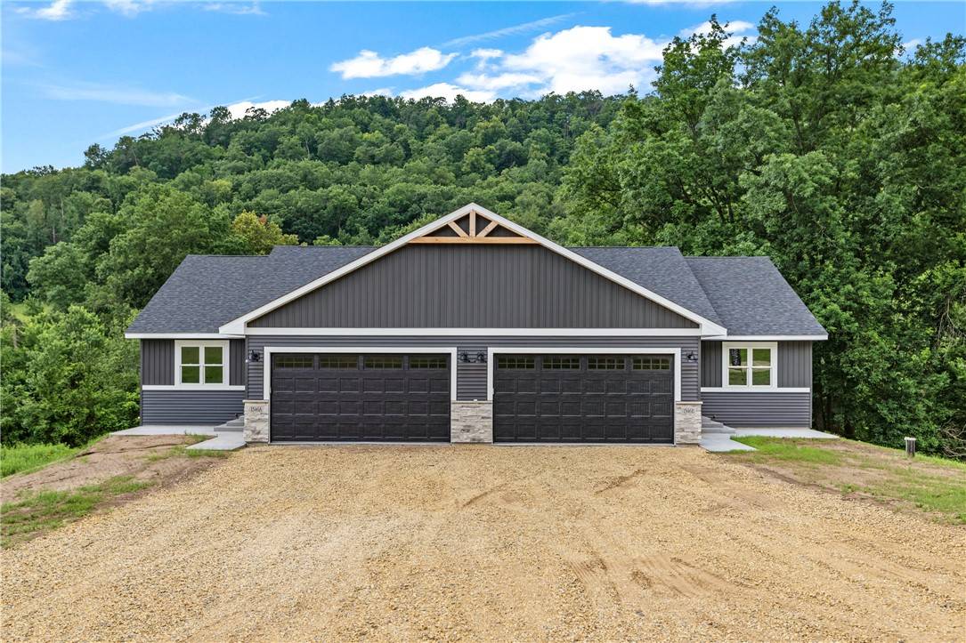 S1546 Shawnee DR #B, Alma, WI 54610