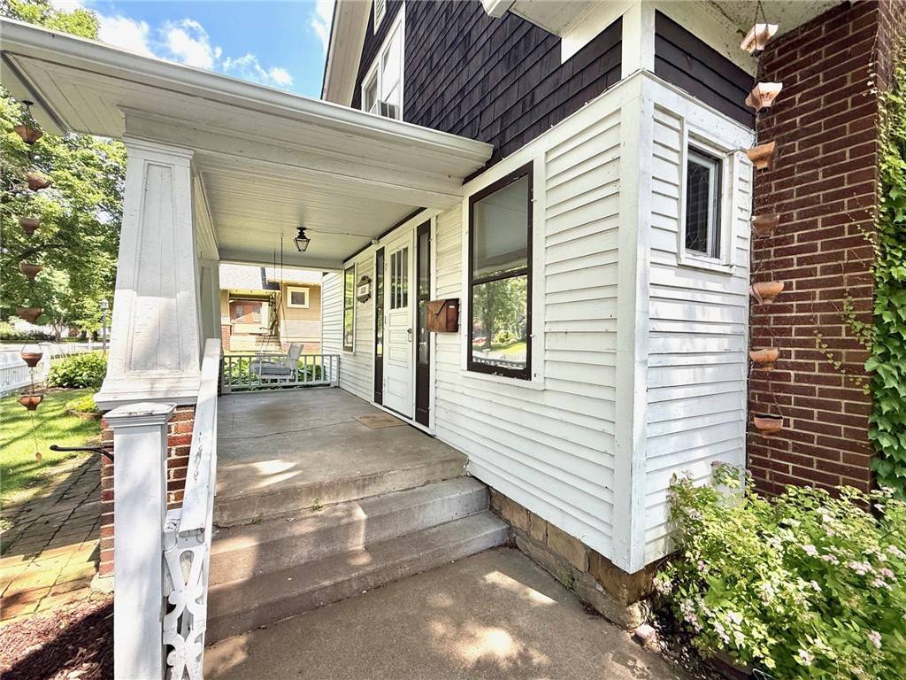 Menomonie, WI 54751,1020 Stout ST