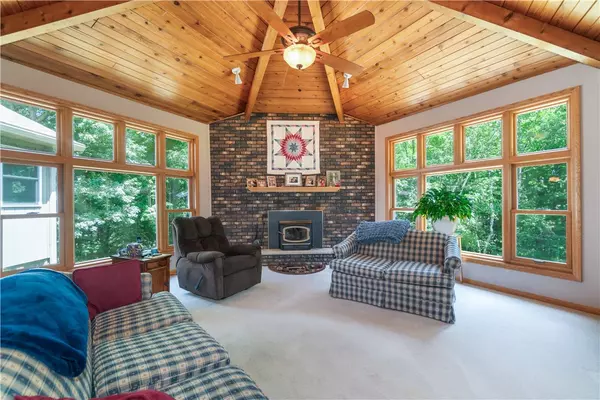 Mondovi, WI 54755,E8575 180th AVE