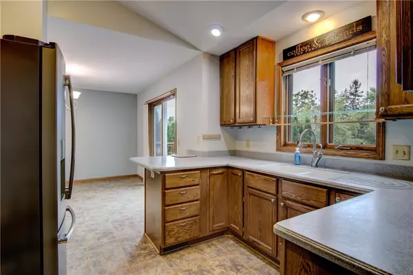 Eau Claire, WI 54703,1634 Nicholas DR