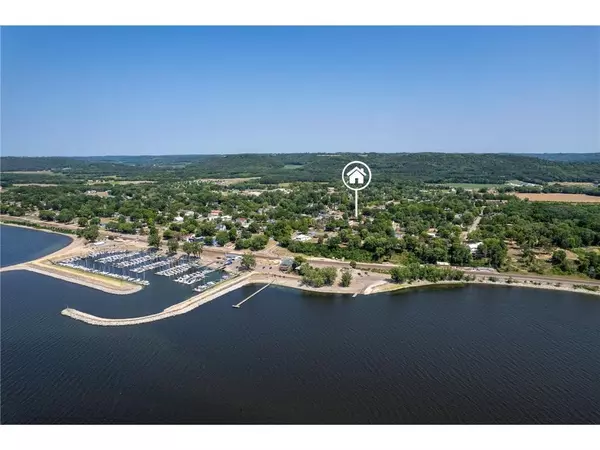 210 3rd ST, Pepin, WI 54759