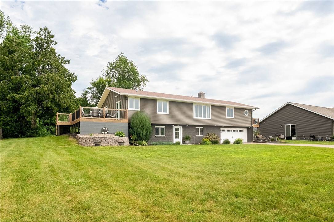 934 Daisy Lane, Eau Claire, WI 54703