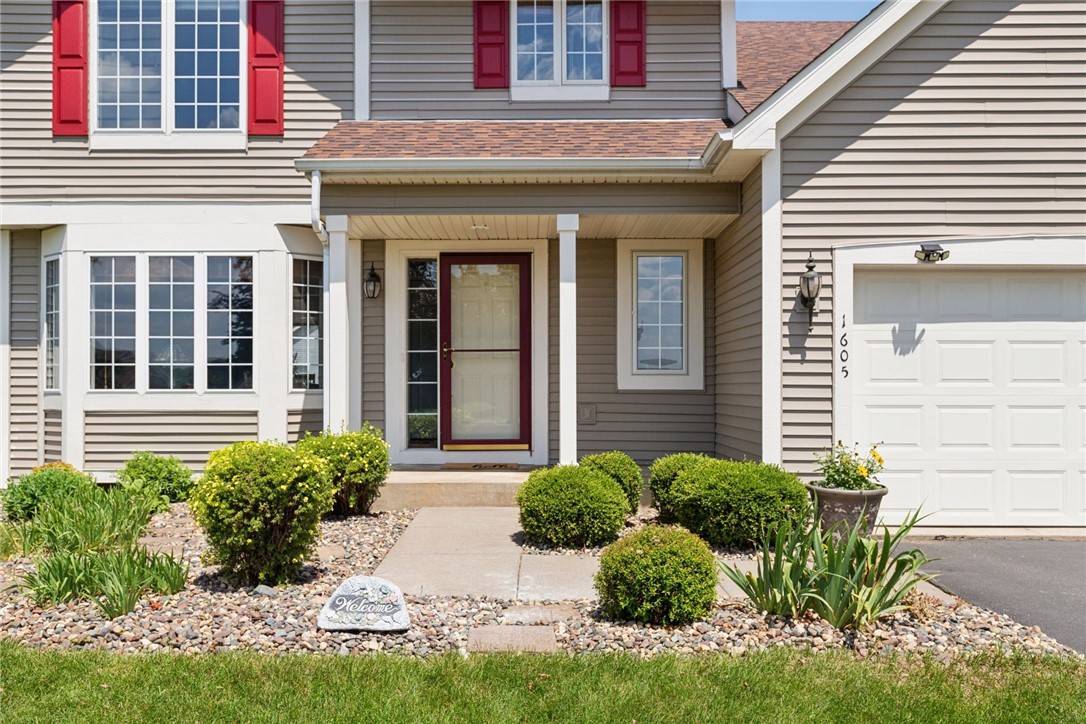 New Richmond, WI 54017,1605 Possum WAY