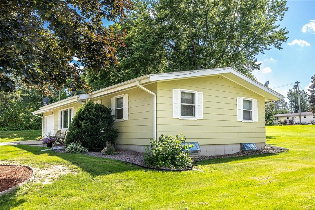 Black River Falls, WI 54615,620 N 10th ST
