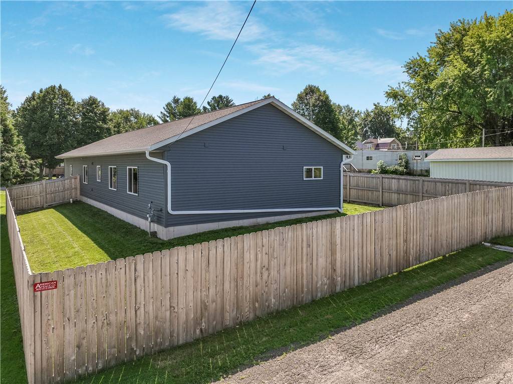 Stanley, WI 54768,212 Lincoln ST