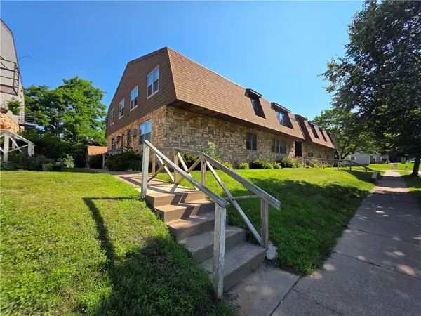 4932 Coventry CT #2, Eau Claire, WI 54703