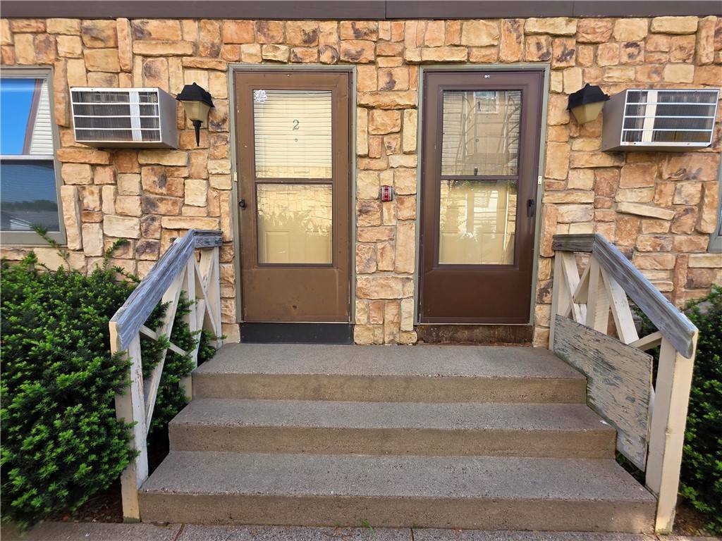 Eau Claire, WI 54703,4932 Coventry CT #2