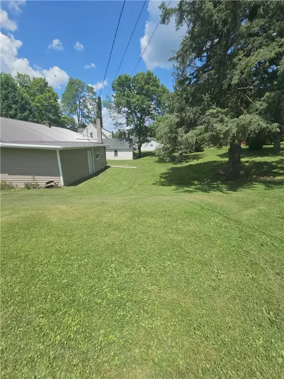 Neillsville, WI 54456,105 Court ST