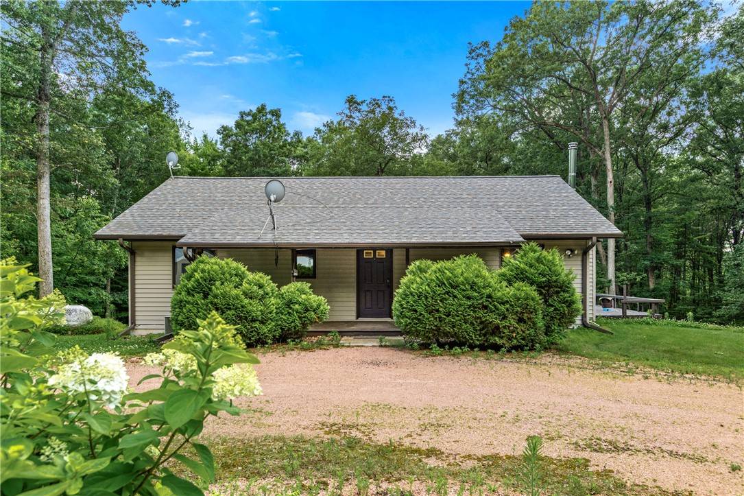 2075 N 140th AVE, Fall Creek, WI 54742