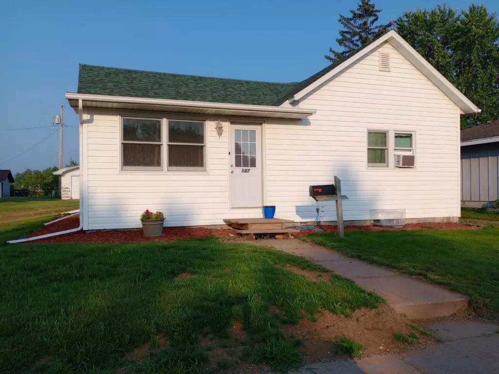 Phillips, WI 54555,587 S Lake AVE