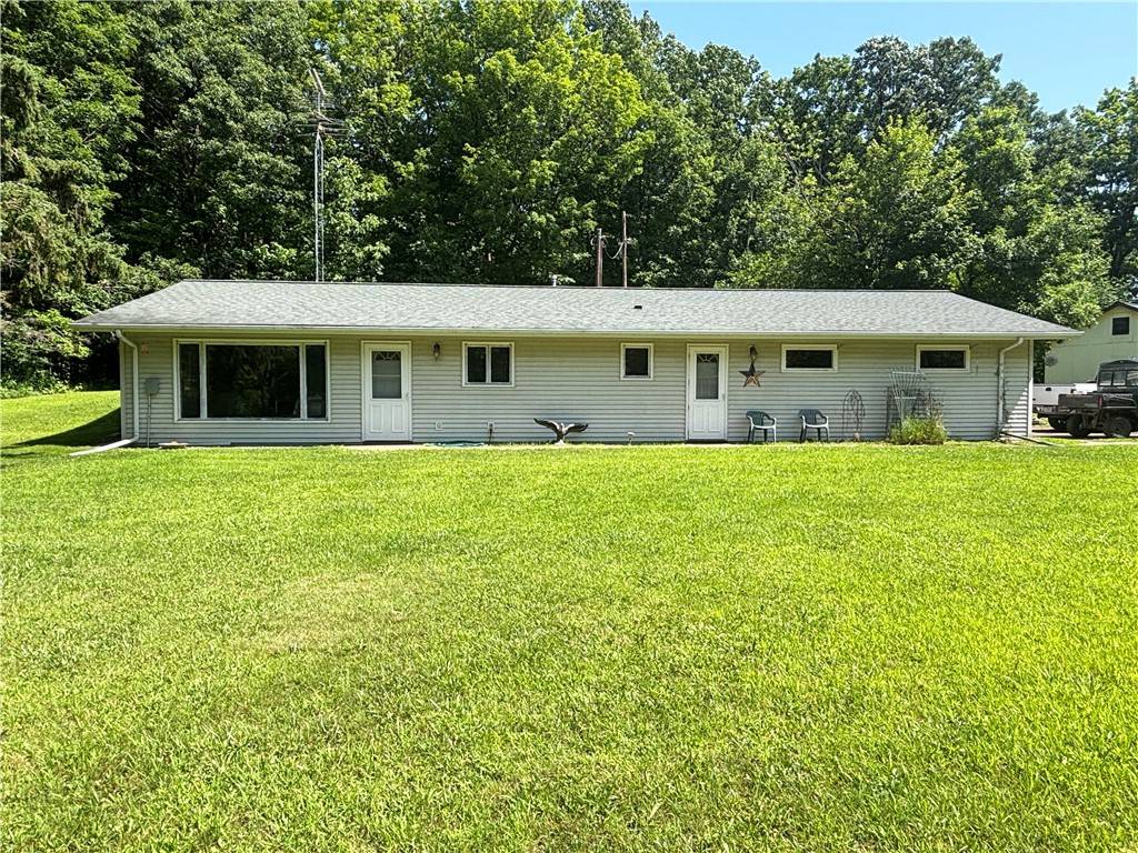 W4774 Pierce RD, Sarona, WI 54870