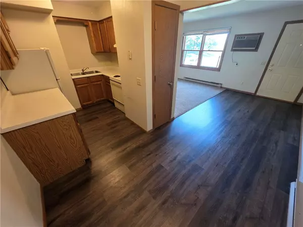 Eau Claire, WI 54703,4932 Coventry CT #1