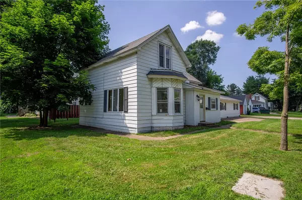 Menomonie, WI 54751,1321 2nd ST W #1321