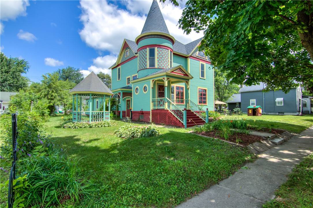 113 W Perkins ST, Augusta, WI 54722