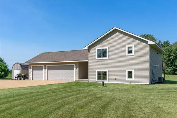 Hammond, WI 54015,1102 178th ST