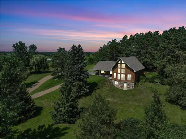 1762 250th ST, Emerald, WI 54013