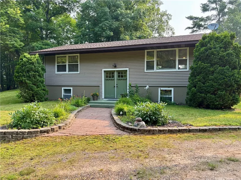 11847 W Twin Lake RD, Hayward, WI 54843
