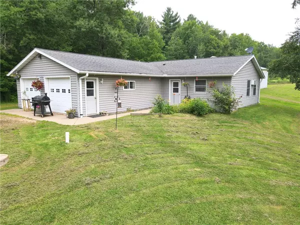 W8208 Pershing RD, Barronett, WI 54813