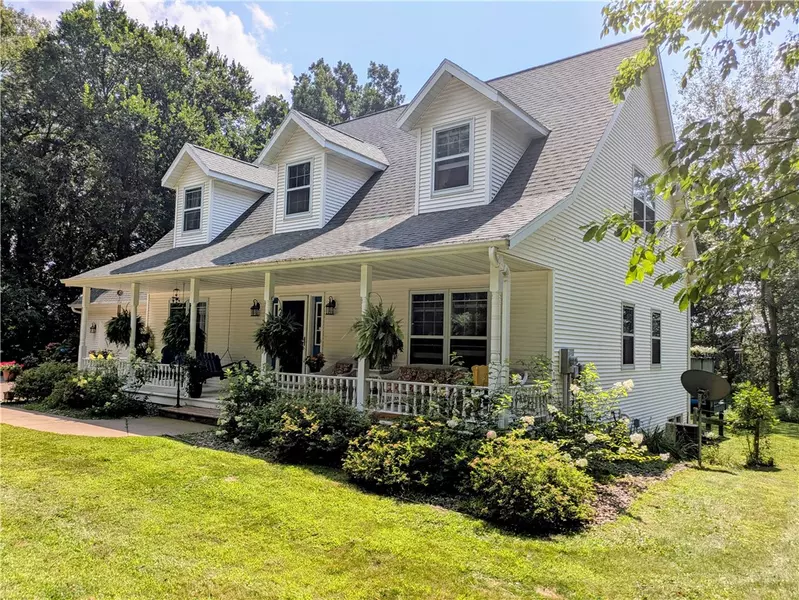 W7581 Town Hall RD, Eau Claire, WI 54701