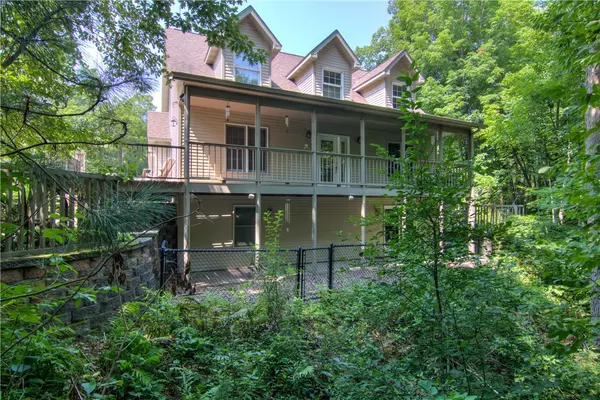 Ladysmith, WI 54848,1305 River AVE E
