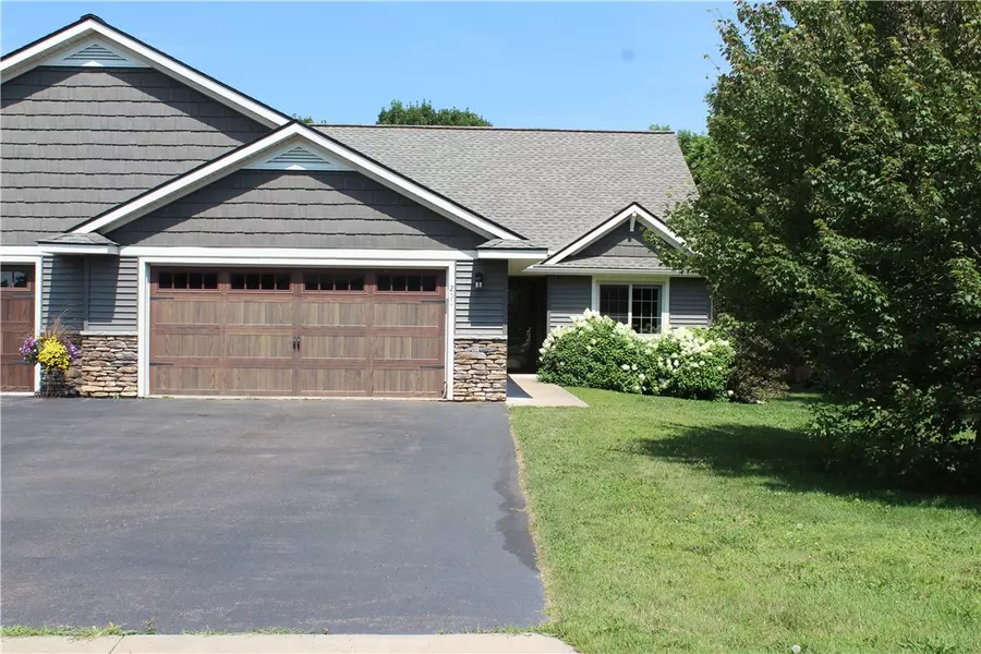 251 E Thomas ST, Rice Lake, WI 54868