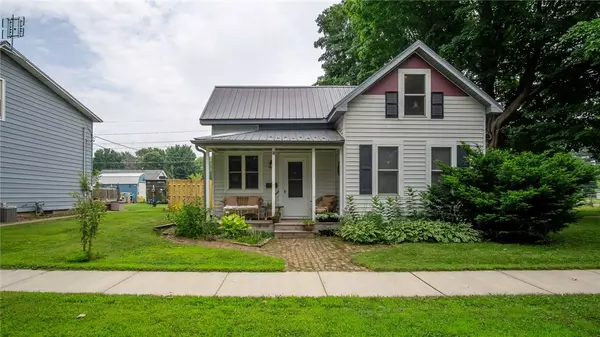 1308 NE Tainter ST, Menomonie, WI 54751