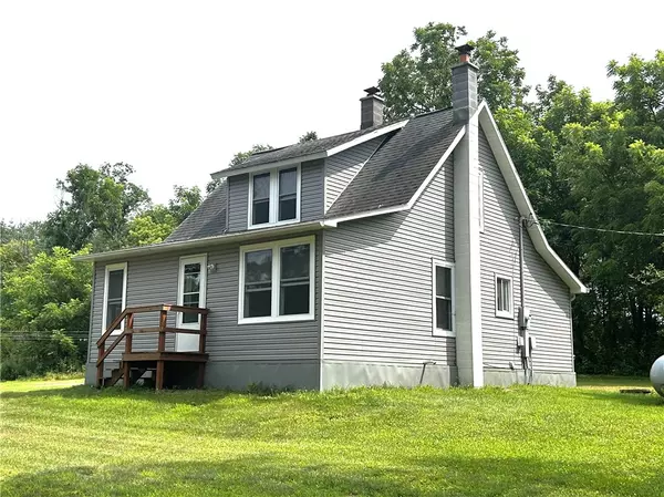 W16881 State Highway 121, Hixton, WI 54635