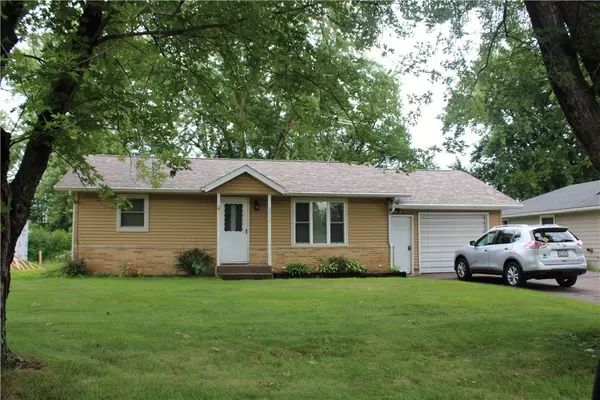 2517 Blakeley AVE, Eau Claire, WI 54701